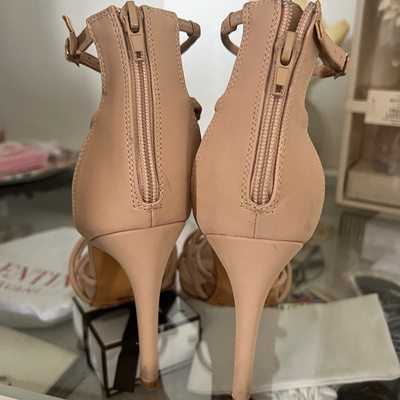X2B beige heels - Picture 4 of 5